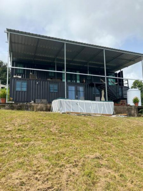 ONE BEDROOM Ocean- Mountain View home five min to beach